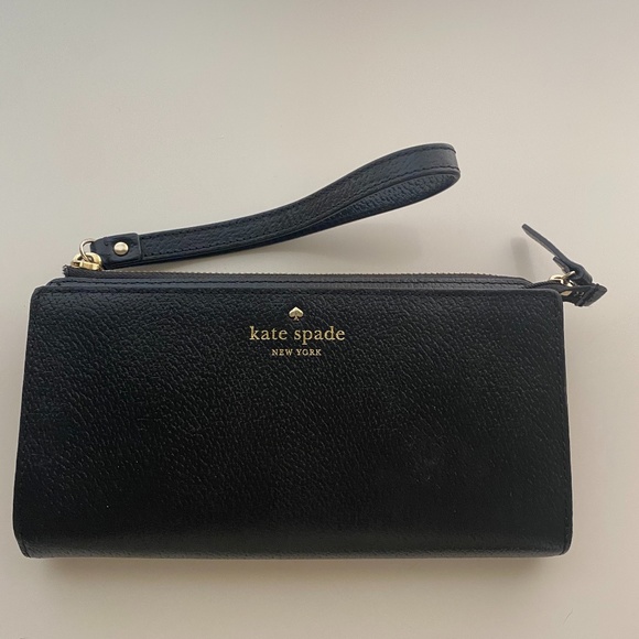 kate spade Handbags - Kate spade wallet